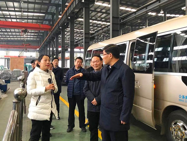 安徽省何樹(shù)山副省長(cháng)到江淮電機有限公司走訪(fǎng)調研